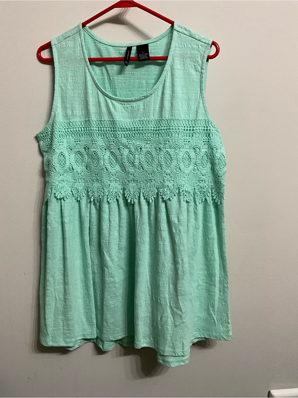 new directions Mint Crochet Yoke Tank